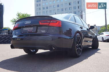Седан Audi A6 2013 в 