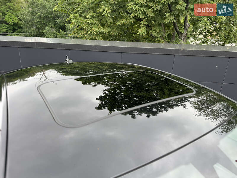Седан Audi A6 2015 в Киеве