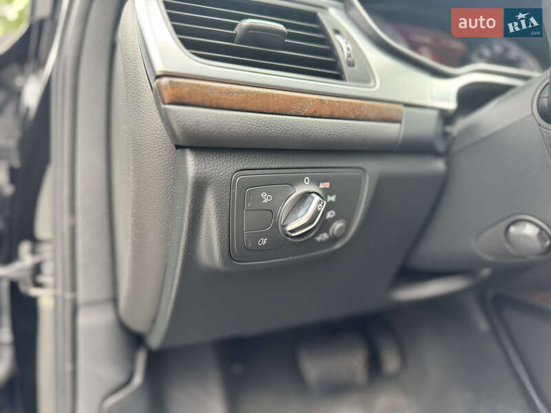 Седан Audi A6 2015 в Киеве
