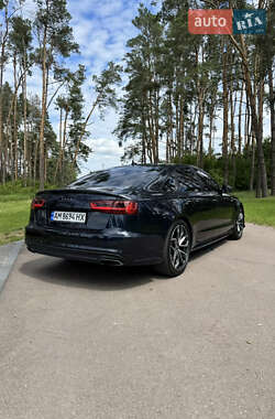 Седан Audi A6 2015 в 
