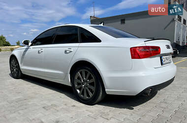 Седан Audi A6 2013 в 