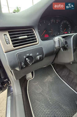 Универсал Audi A6 2001 в 