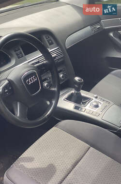 Седан Audi A6 2004 в 