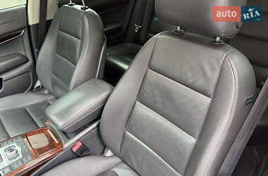 Седан Audi A6 2010 в 