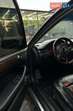 Седан Audi A6 2003 в 