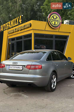 Седан Audi A6 2010 в 