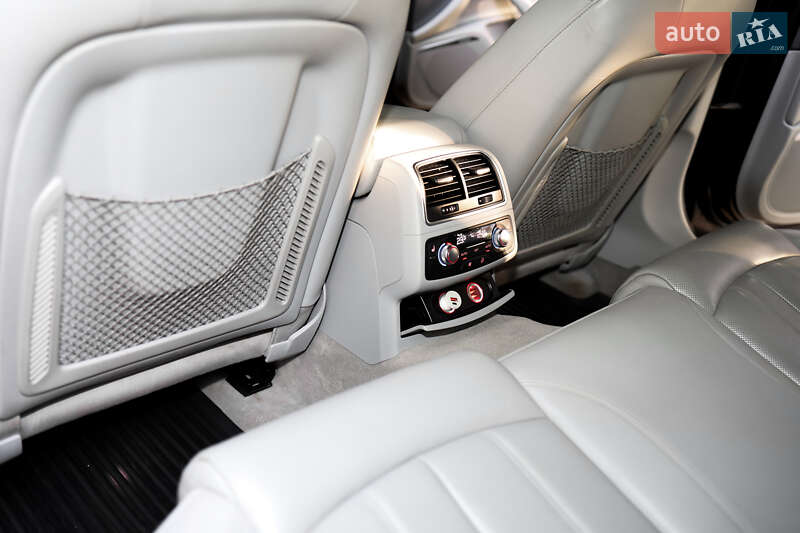 Седан Audi A6 2012 в Львові