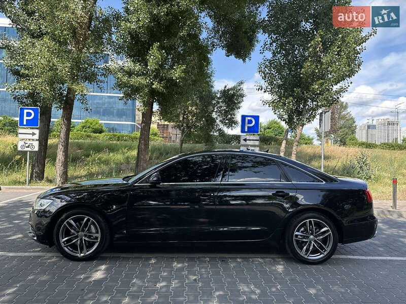 Седан Audi A6 2011 в Киеве