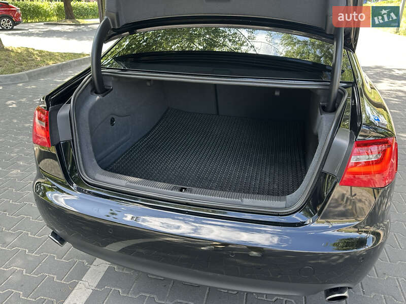 Седан Audi A6 2011 в Киеве