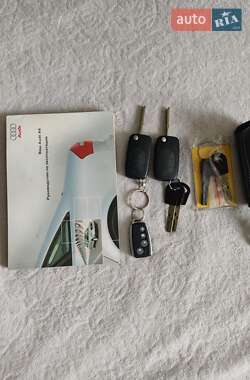 Седан Audi A6 2004 в 