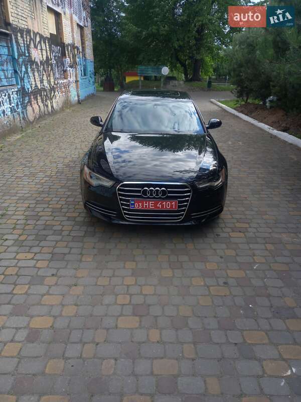 Седан Audi A6 2013 в Луцке