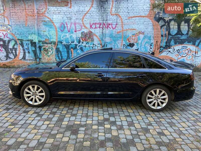 Седан Audi A6 2013 в Луцке
