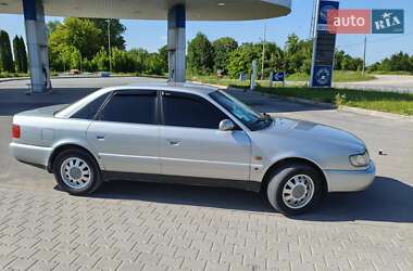 Седан Audi A6 1996 в 