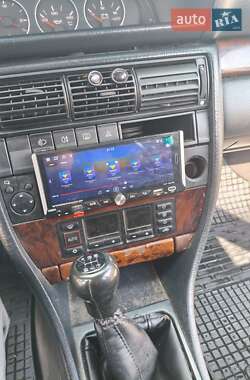 Седан Audi A6 1996 в 