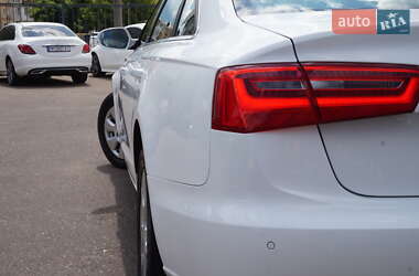 Седан Audi A6 2012 в 