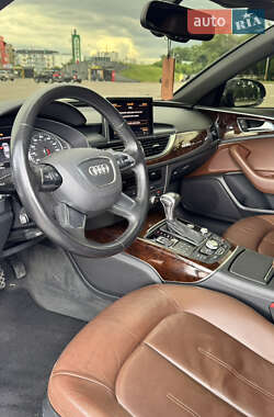 Седан Audi A6 2013 в 