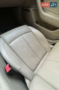 Седан Audi A6 2012 в 