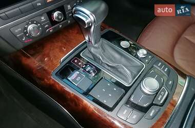 Седан Audi A6 2012 в 