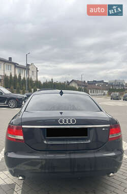 Седан Audi A6 2004 в 