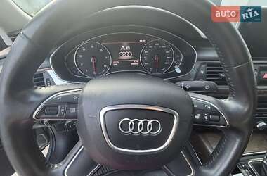 Седан Audi A6 2012 в 