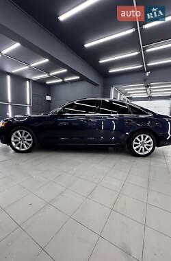 Седан Audi A6 2014 в 