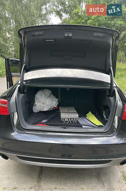 Седан Audi A6 2012 в 