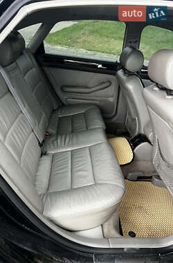 Седан Audi A6 2003 в 