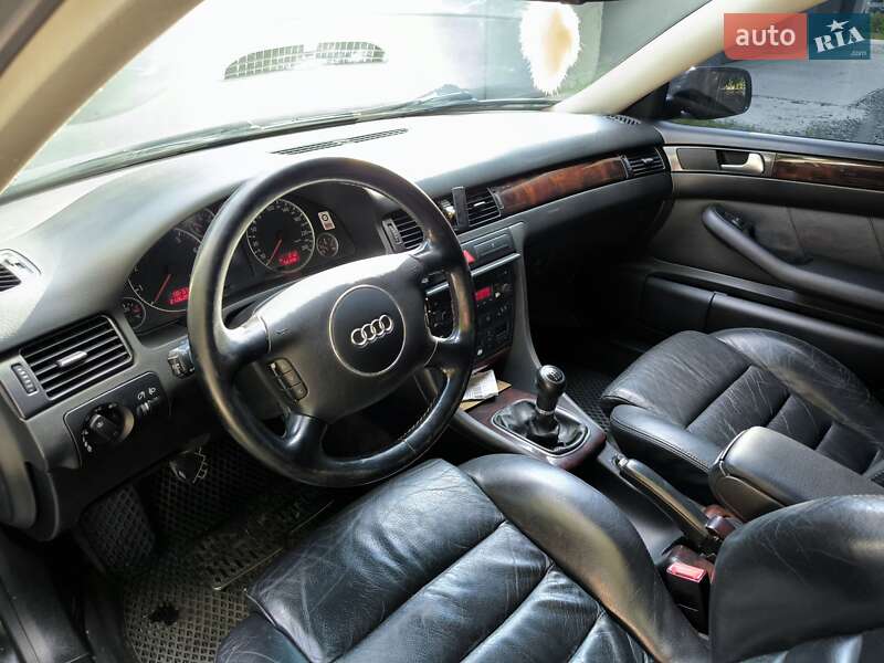 Седан Audi A6 2004 в Шепетовке