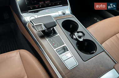 Седан Audi A6 2019 в 