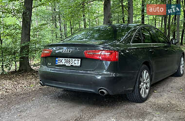 Седан Audi A6 2013 в 
