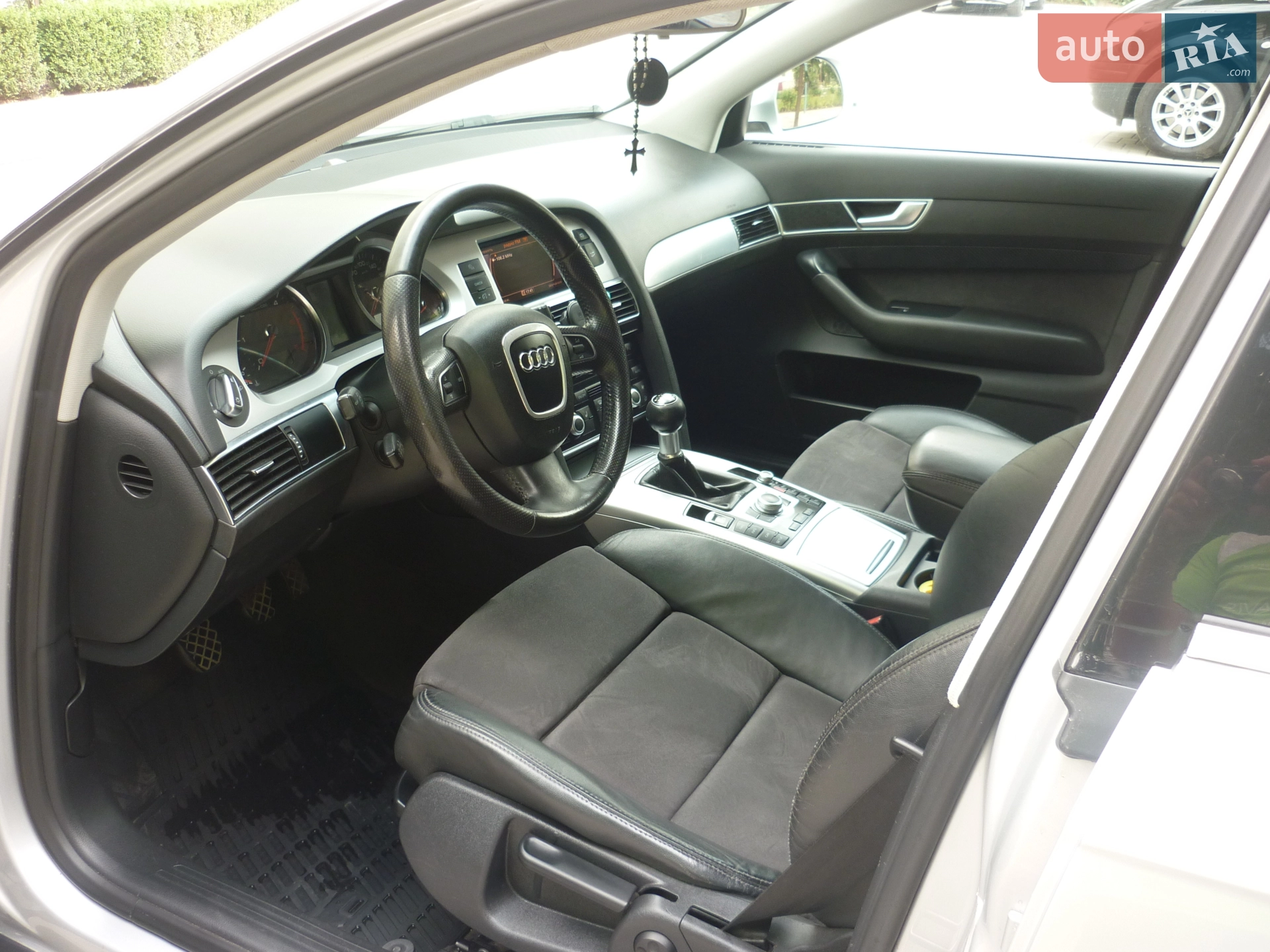 2010 Audi A6 - мініатюра 22