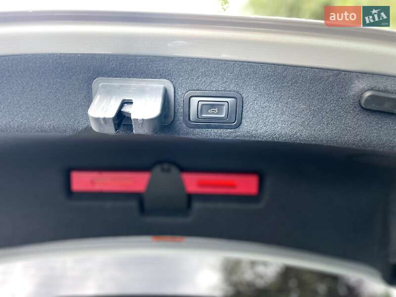 Седан Audi A6 2014 в Киеве