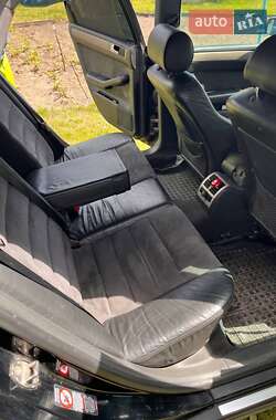 Универсал Audi A6 2001 в 