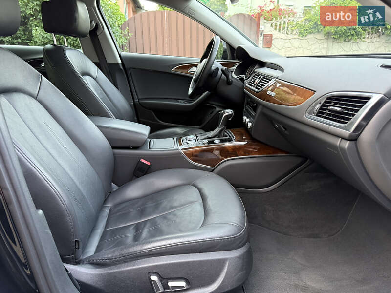 Седан Audi A6 2015 в Киеве
