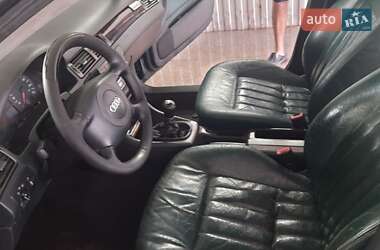 Универсал Audi A6 2000 в 