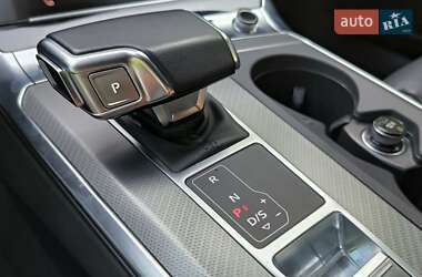 Универсал Audi A6 2018 в 