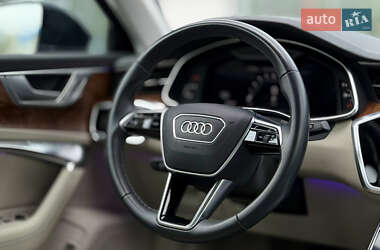 Седан Audi A6 2022 в 
