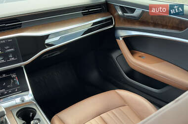 Седан Audi A6 2018 в 