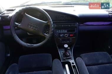 Седан Audi A6 1995 в 