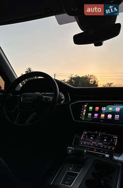 Седан Audi A6 2020 в 