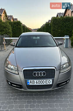 Седан Audi A6 2004 в 
