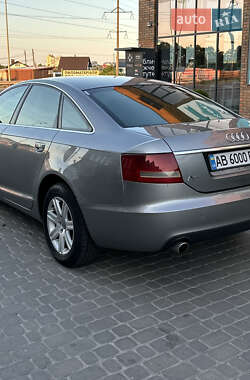 Седан Audi A6 2004 в 
