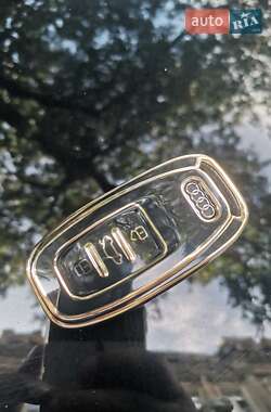 Седан Audi A6 2013 в 