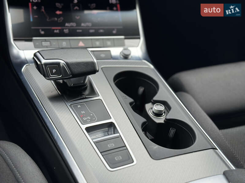 Универсал Audi A6 2019 в Киеве