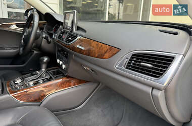Седан Audi A6 2014 в 