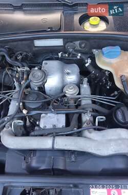 Универсал Audi A6 2001 в 