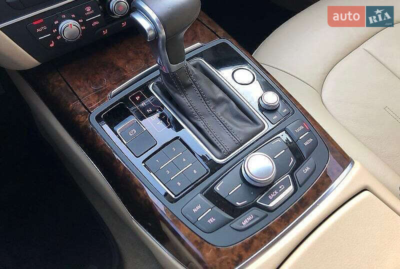 Седан Audi A6 2014 в Киеве