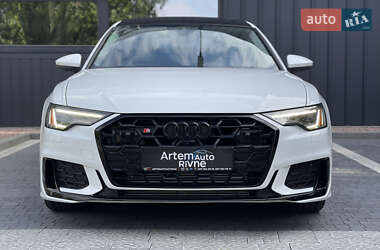 Седан Audi A6 2021 в 