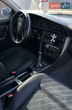 Універсал Audi A6 1997 в 