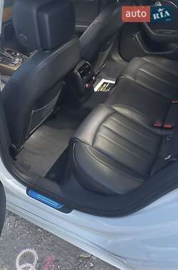 Седан Audi A6 2016 в 